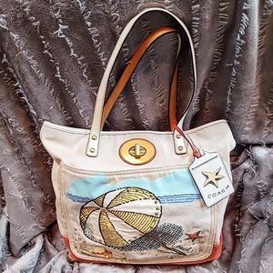 Coach Pierre Le Canvas Tote Beach Theme Turn Lock Closure